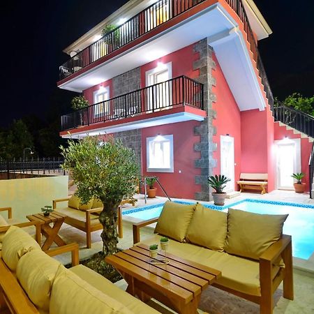Apartments Lux S Tivat Dış mekan fotoğraf
