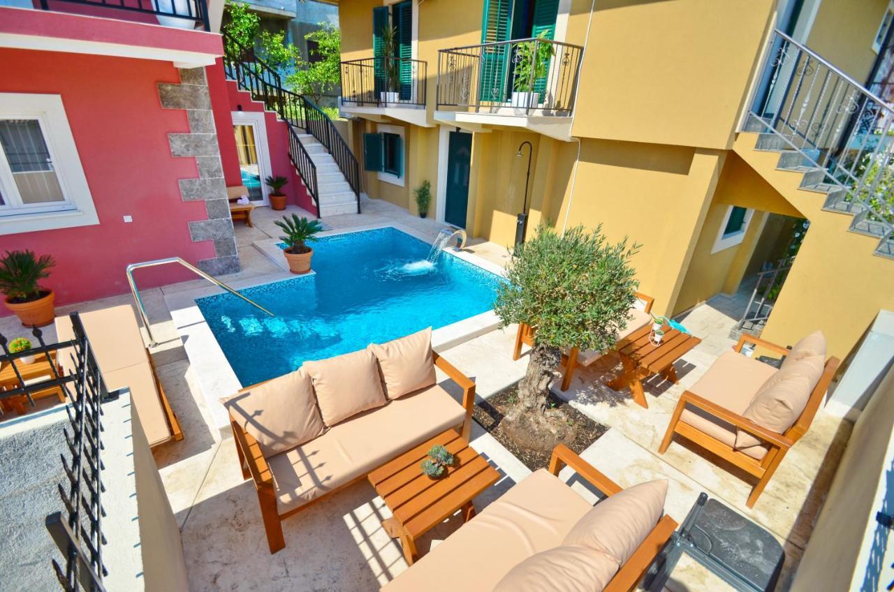 Apartments Lux S Tivat Dış mekan fotoğraf