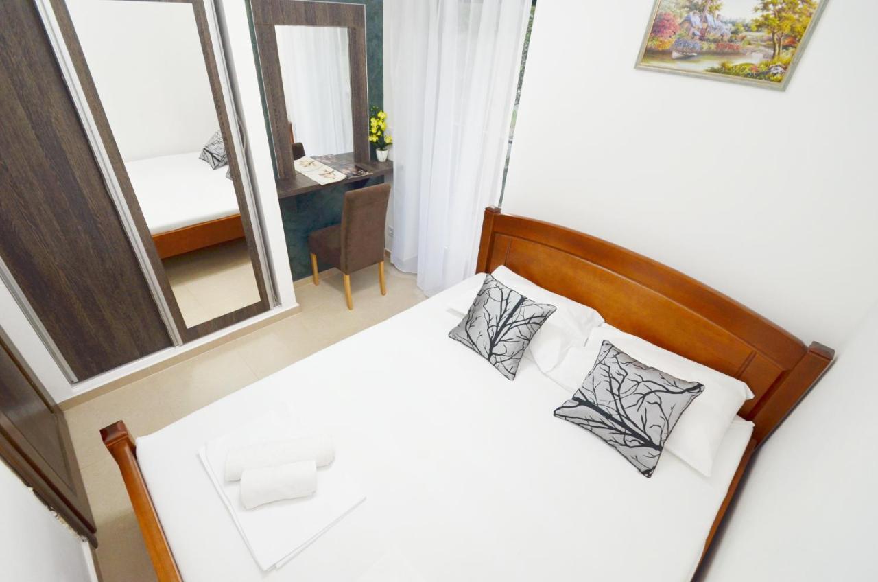 Apartments Lux S Tivat Dış mekan fotoğraf