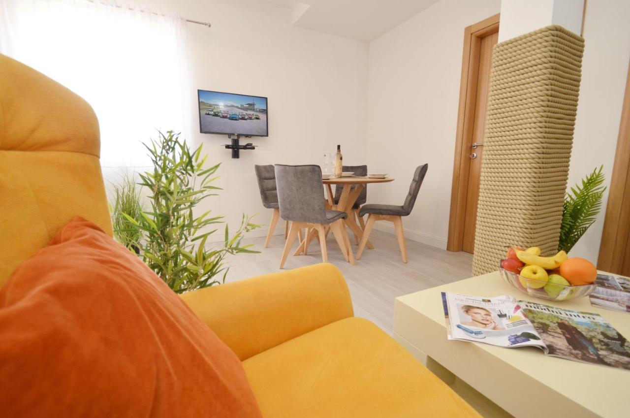 Apartments Lux S Tivat Dış mekan fotoğraf